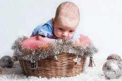 2025年出生：丁醜日人財富 